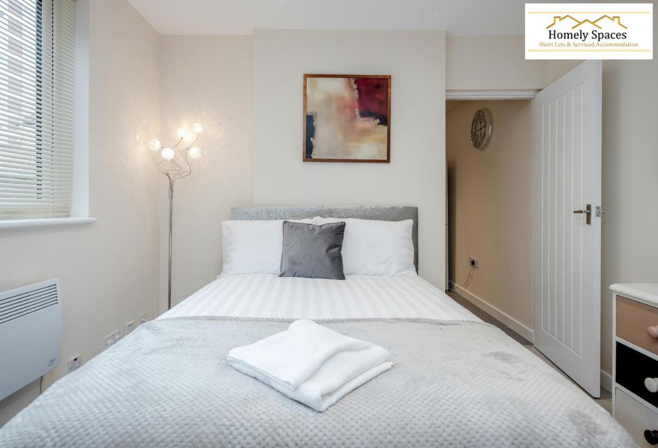 Bedford Hospital Victoria Apartments A And B By Homely Spaces Short Lets & Serviced Accommodation Exteriör bild
