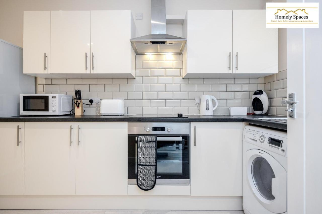 Bedford Hospital Victoria Apartments A And B By Homely Spaces Short Lets & Serviced Accommodation Exteriör bild