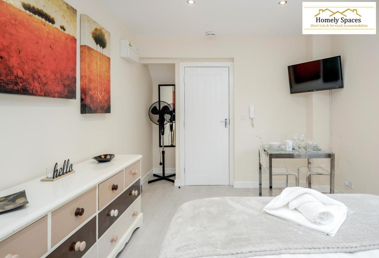 Bedford Hospital Victoria Apartments A And B By Homely Spaces Short Lets & Serviced Accommodation Exteriör bild