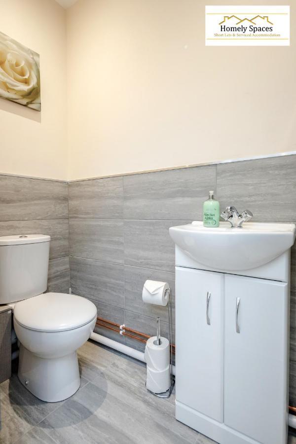Bedford Hospital Victoria Apartments A And B By Homely Spaces Short Lets & Serviced Accommodation Exteriör bild
